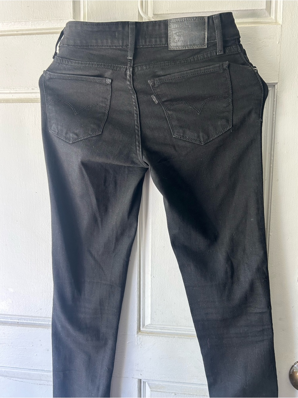 Black Skinny Jeans - Classic Slim Fit